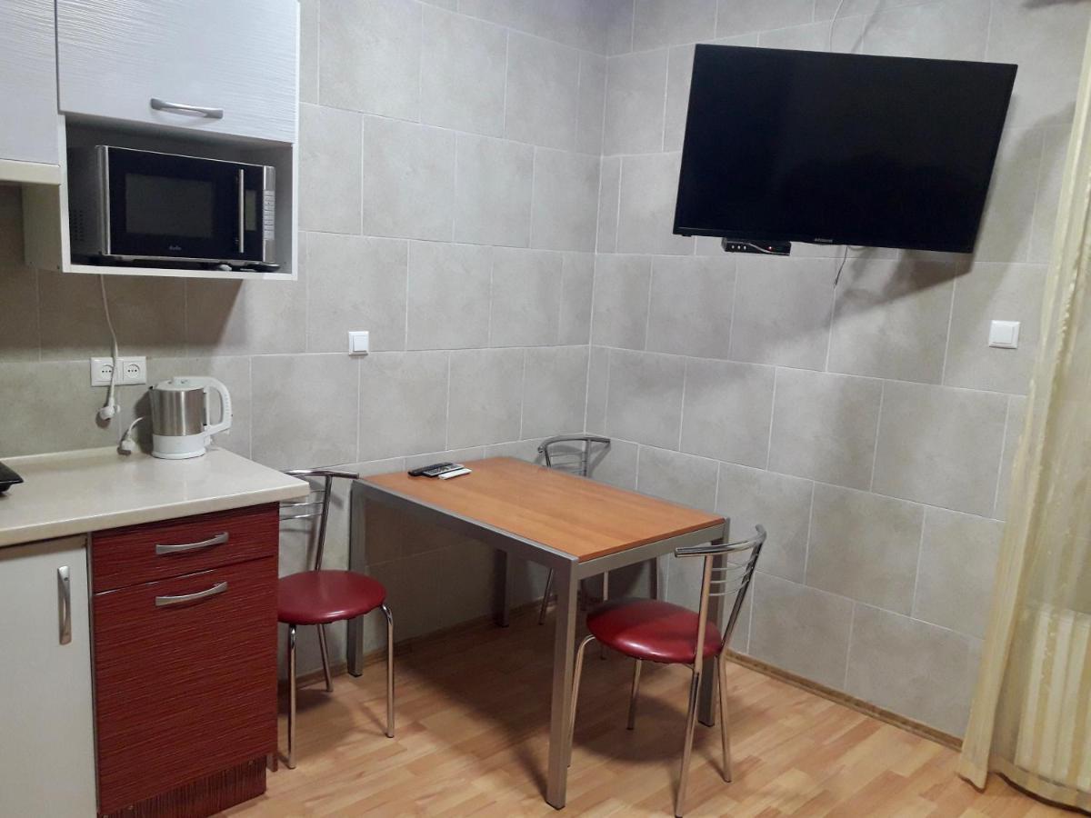 Smart Studio-Біля Вокзалу-Недалеко Від Центру-Городоцька 131 Lviv Kültér fotó