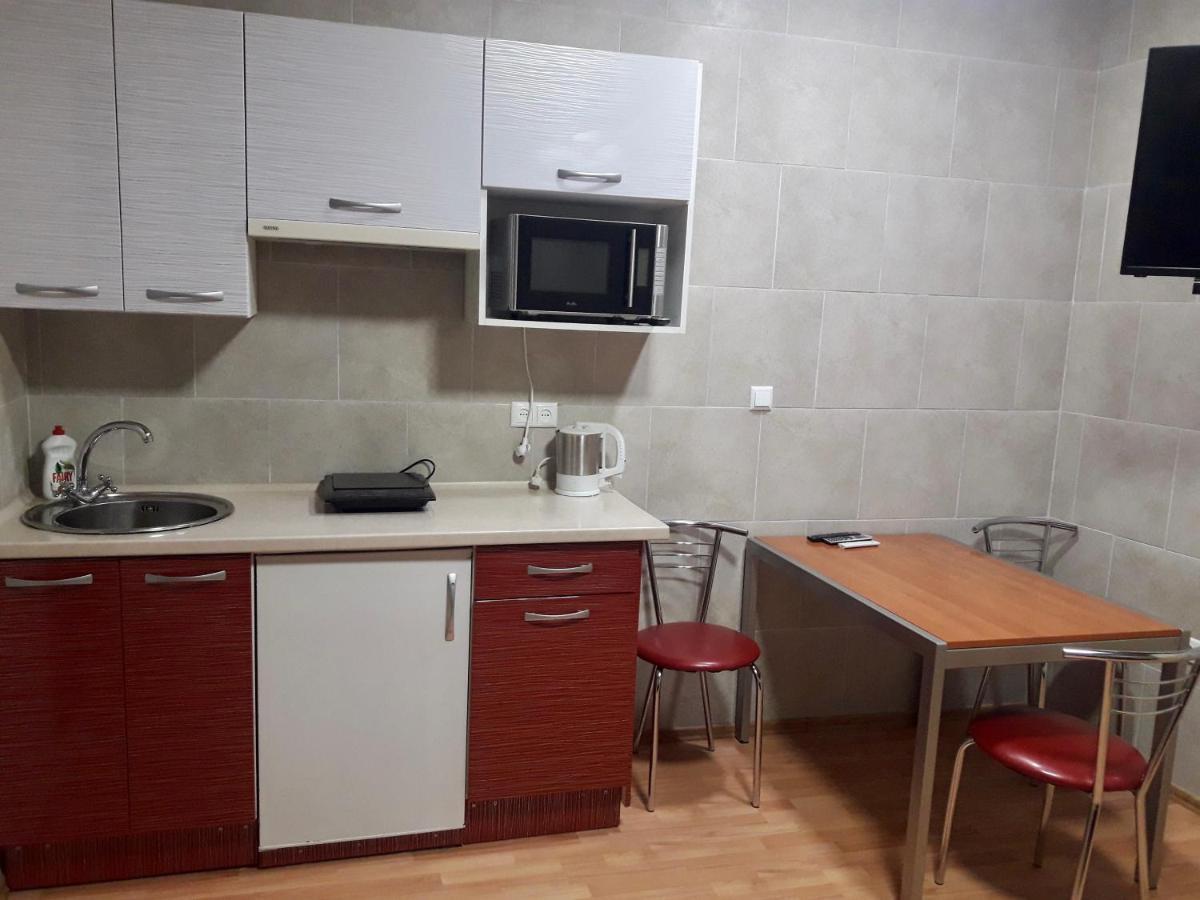 Smart Studio-Біля Вокзалу-Недалеко Від Центру-Городоцька 131 Lviv Kültér fotó